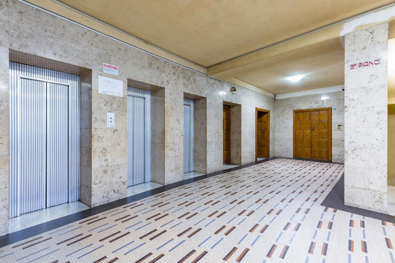 Piazza Municipio Apartments By Wonderful Italy Napoli Exterior foto