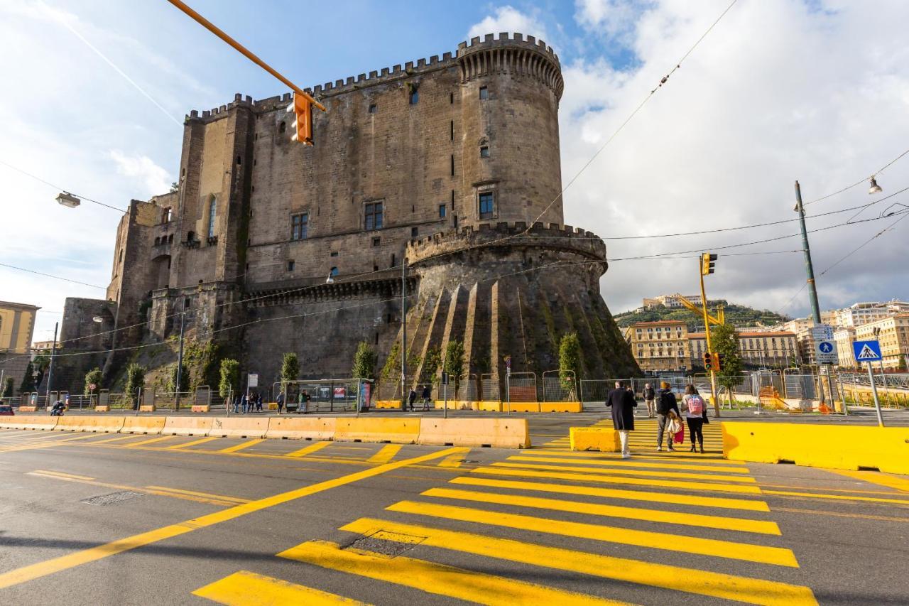 Piazza Municipio Apartments By Wonderful Italy Napoli Exterior foto