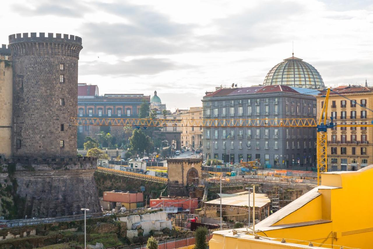 Piazza Municipio Apartments By Wonderful Italy Napoli Exterior foto