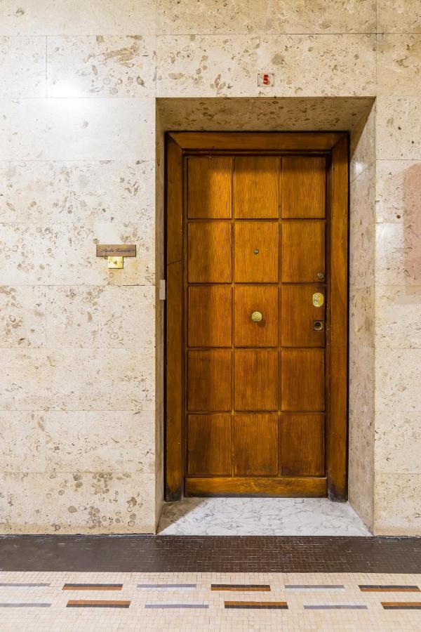 Piazza Municipio Apartments By Wonderful Italy Napoli Exterior foto